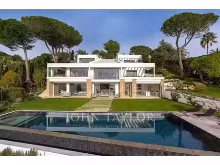 location maison piscine à cannes (06150) : à louer piscine / 630m² cannes