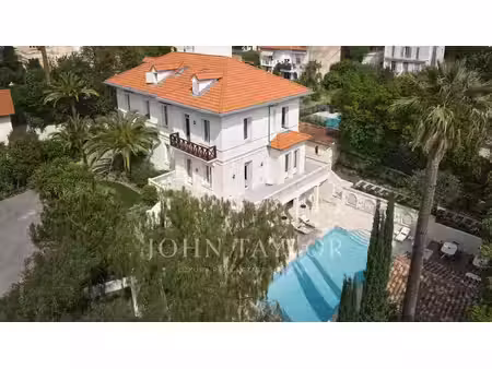 location maison piscine à cannes (06150) : à louer piscine / 650m² cannes