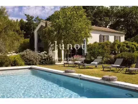 location maison piscine à saint-rémy-de-provence (13210) : à louer piscine / 390m² saint-r