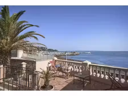 location maison bord de mer à cannes (06150) : à louer bord de mer / 180m² cannes