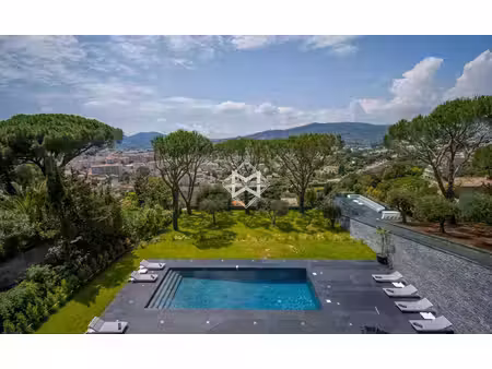 location maison bord de mer à cannes (06150) : à louer bord de mer / 315m² cannes