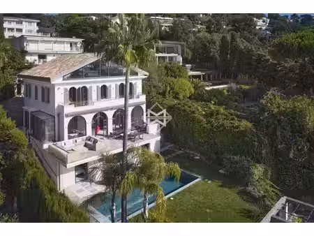 location maison bord de mer à cannes (06150) : à louer bord de mer / 318m² cannes
