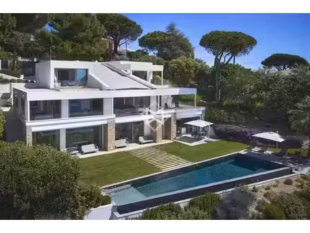location maison bord de mer à cannes (06150) : à louer bord de mer / 650m² cannes