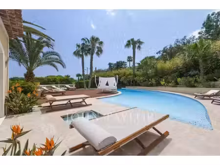 location maison piscine à cannes (06150) : à louer piscine / 400m² cannes