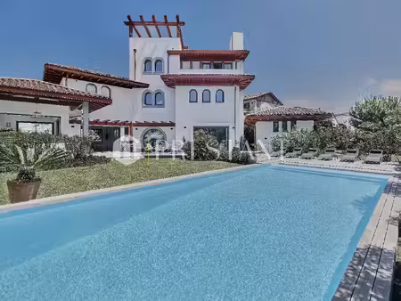 location maison piscine à ciboure (64500) : à louer piscine / 300m² ciboure