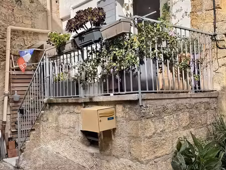pelissanne t2 etat neuf dans le centre ancien