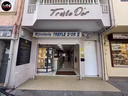 à louer local commercial de 70 m2 en rdc centre ville de