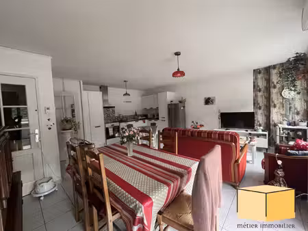 appartement t3 avec terrasse et garage