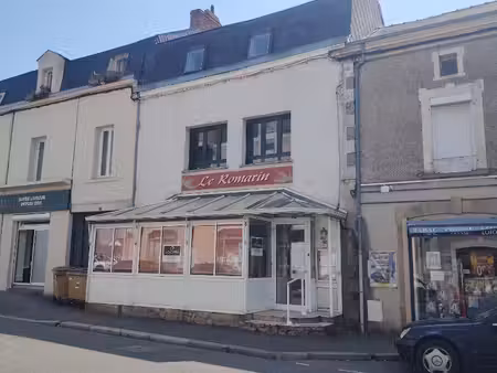 immeuble avec local commercial et logement