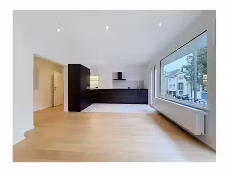 rez-de-chaussée à louer avec terrasse et jardin   kraainem (vbe79231)