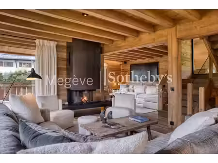 location maison à demi-quartier (74120) : à louer / 250m² demi-quartier