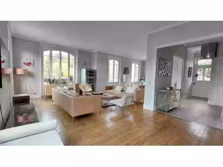maison 8 pièces