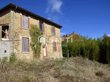 maison ancienne de caractère 178 m²   cuisine  salon  4 chambres  terrain de 3 242 m²  vue