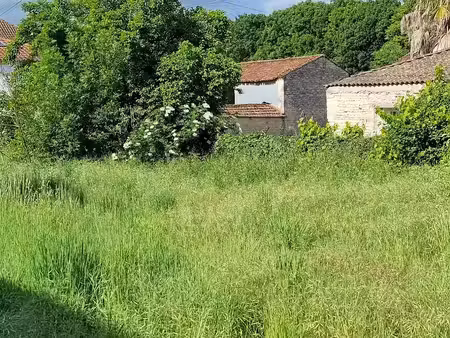 vente terrain 363 m² à vérines (17540)  94 500 €