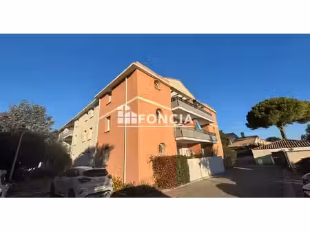 exclusivité - lunel - t4 de 75 m² avec terrasse et 2 parkings  idéal investisseur  loué ju
