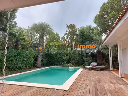 à louer - superbe villa meublée à baillargues  au golf de massane