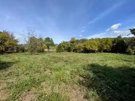 vente terrain 626 m² à carnoules (83660)  139 000 €
