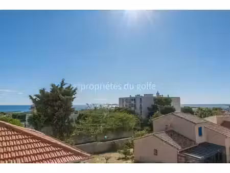 sète  corniche  bel appartement 3 pièces avec terrasse ascen