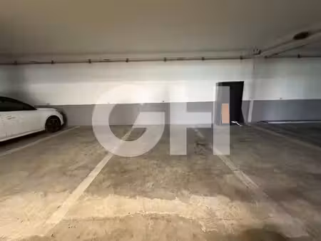 parking à louer