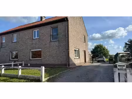 maison à louer à laarne pour € 995 avec 3 chambres à coucher