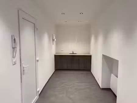 local commercial