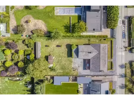 maison individuelle sur un beau terrain de 1 037 m² à denter