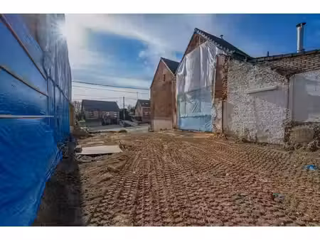 terrain avec permis octroyé pour une maison