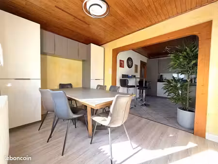 maison 7 pièces 123 m²