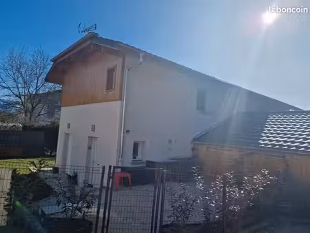 maison individuelle proche genève et axes autoroutes contamine sur arve
