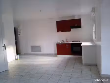 appartement f3 centre de beaumont-le-roger