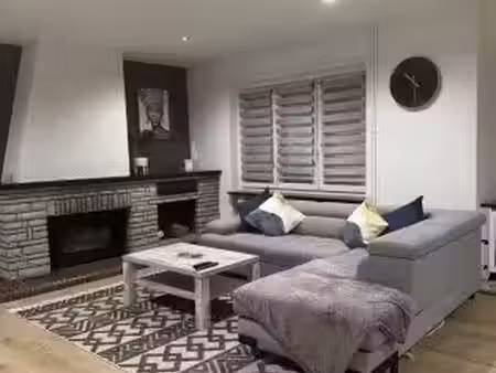 location meublée duplex 8 pièces 200 m² à montigny-les-metz (57950)  4 100 €