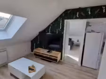 location meublée appartement 2 pièces 40 m² à etampes-sur-marne (02400)  800 €