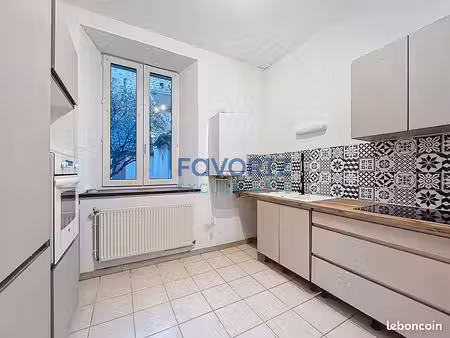 appartement 3 pièces 64 m²