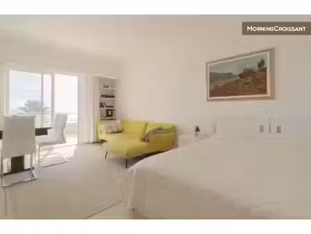 location meublée appartement 2 pièces 80 m² à villeneuve-loubet (06270)  4 250 €