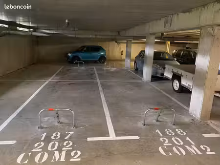 location parking blagnac