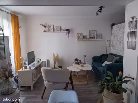 location maison de village 3 pièces - 63m2