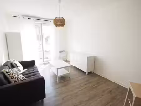location appartement 2 pièces 35 m² à begles (33130)  688 €