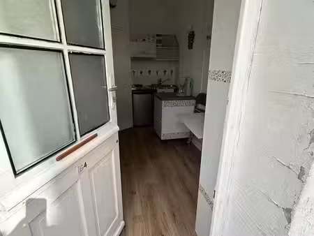 studio 1 pièce 14 m²