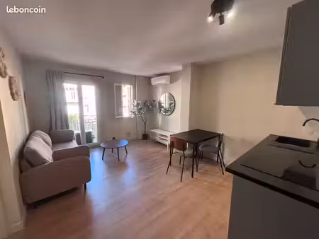 appartement t3 meublé et climatisé au centre ville de bastia