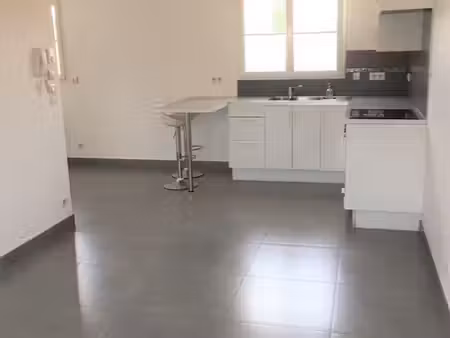 appartement trois pièces - quartier chennevières