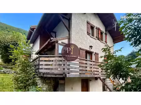 maison 4 pièces 82 m²