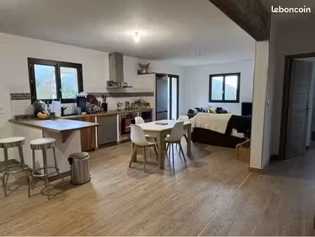location t4 semi meublé