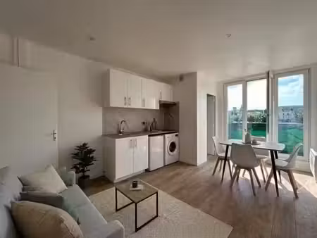 location meublée appartement 2 pièces 29 m² à creil (60100)  830 €