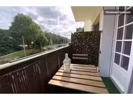 location meublée appartement 1 pièce 20 m² à la roche-bernard (56130)  1 000 €