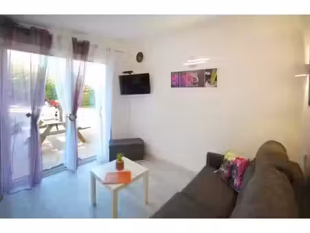location meublée appartement 1 pièce 18 m² à montauban (82000)  950 €