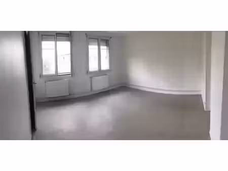 location appartement 3 pièces 65 m² à stains (93240)  980 €