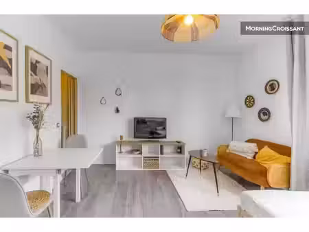 location meublée appartement 1 pièce 27 m² à marcq-en-baroeul (59700)  1 048 €