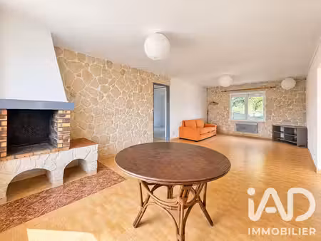 location appartement 3 pièces 91 m² à saclas (91690)  950 €