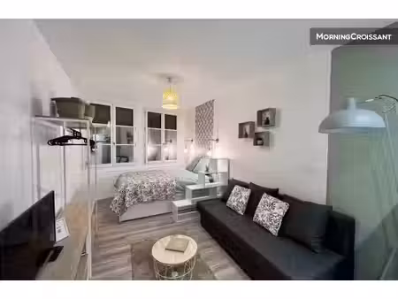 location meublée appartement 1 pièce 25 m² à brioude (43100)  1 200 €
