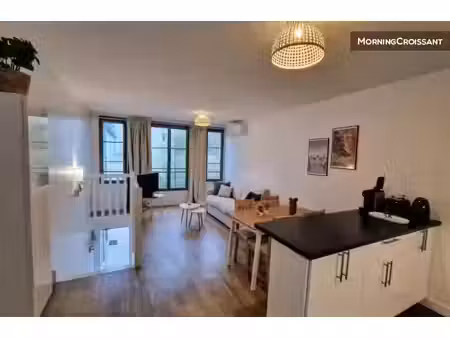 location meublée appartement 2 pièces 43 m² à fontainebleau (77300)  1 450 €